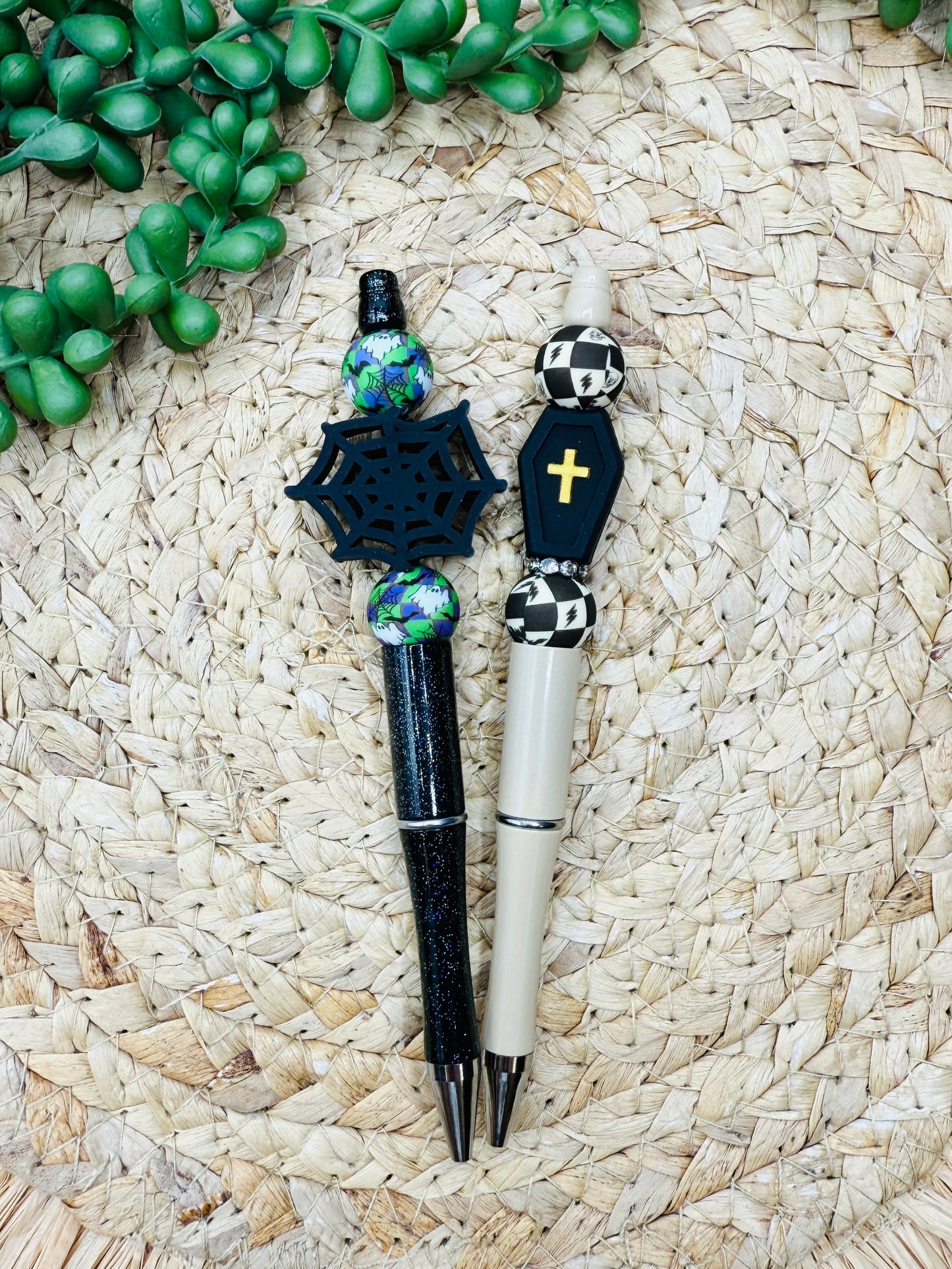Cobweb Crypt Pen Kit