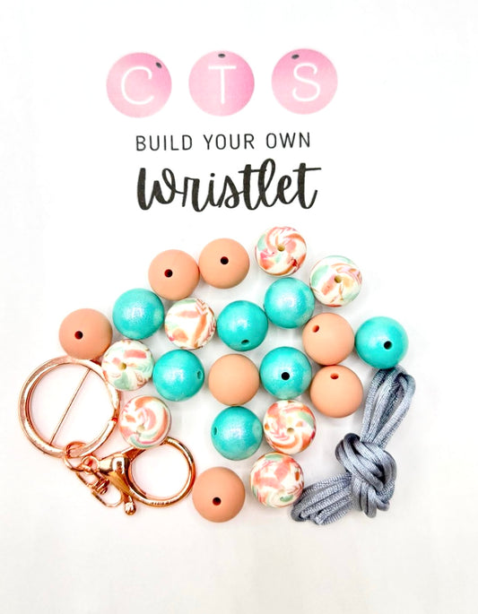 Shake your Tail Feather Wristlet Kit