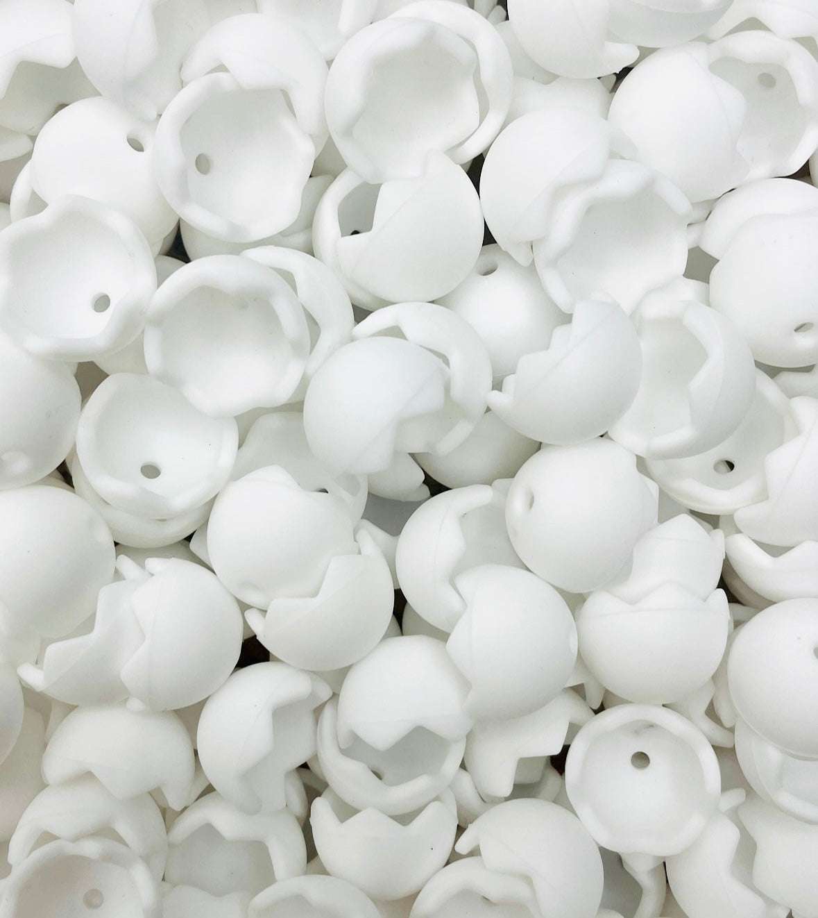 Cracked Egg Shell (HALF) Focal Bead