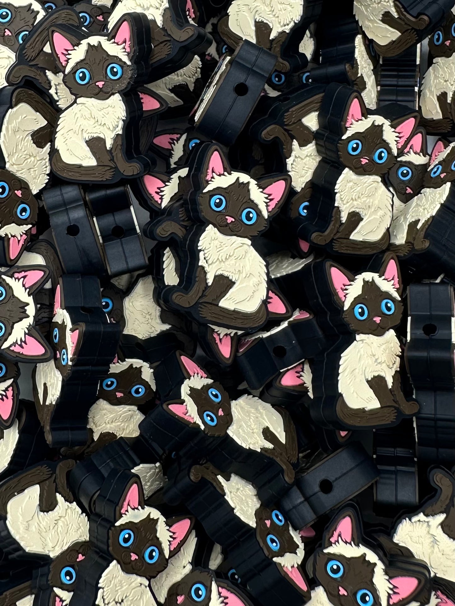 Siamese Focal Bead