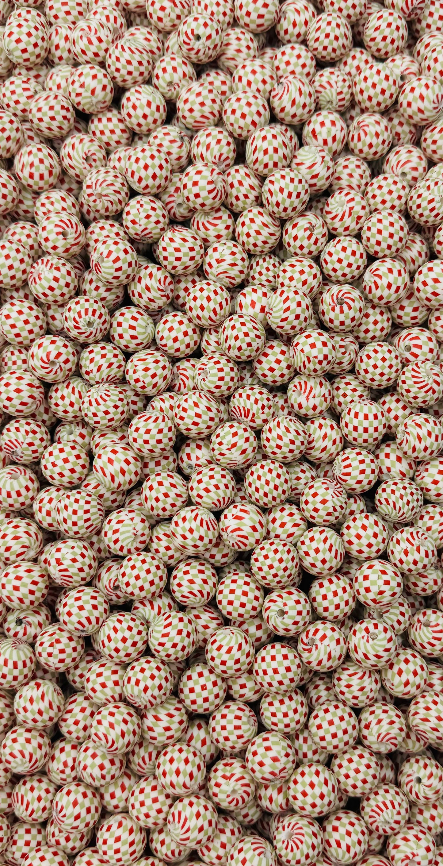 Red/Green Holiday Checkered Charm 15mm Bead