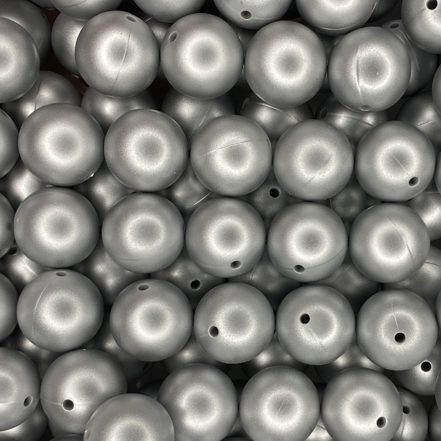 Metallic 19mm Bead