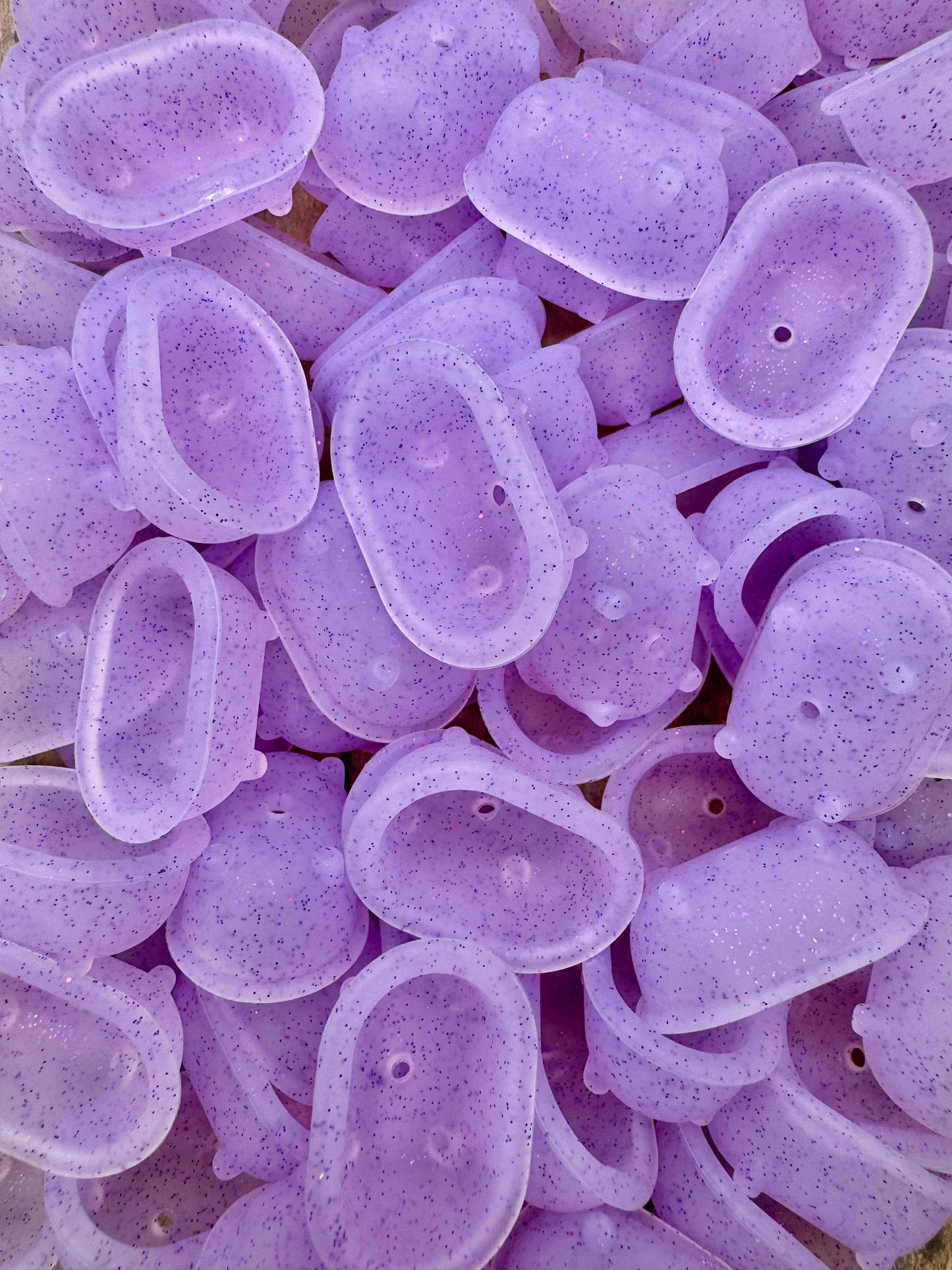 Création CTS : Perle focale personnalisée pour baignoire à paillettes