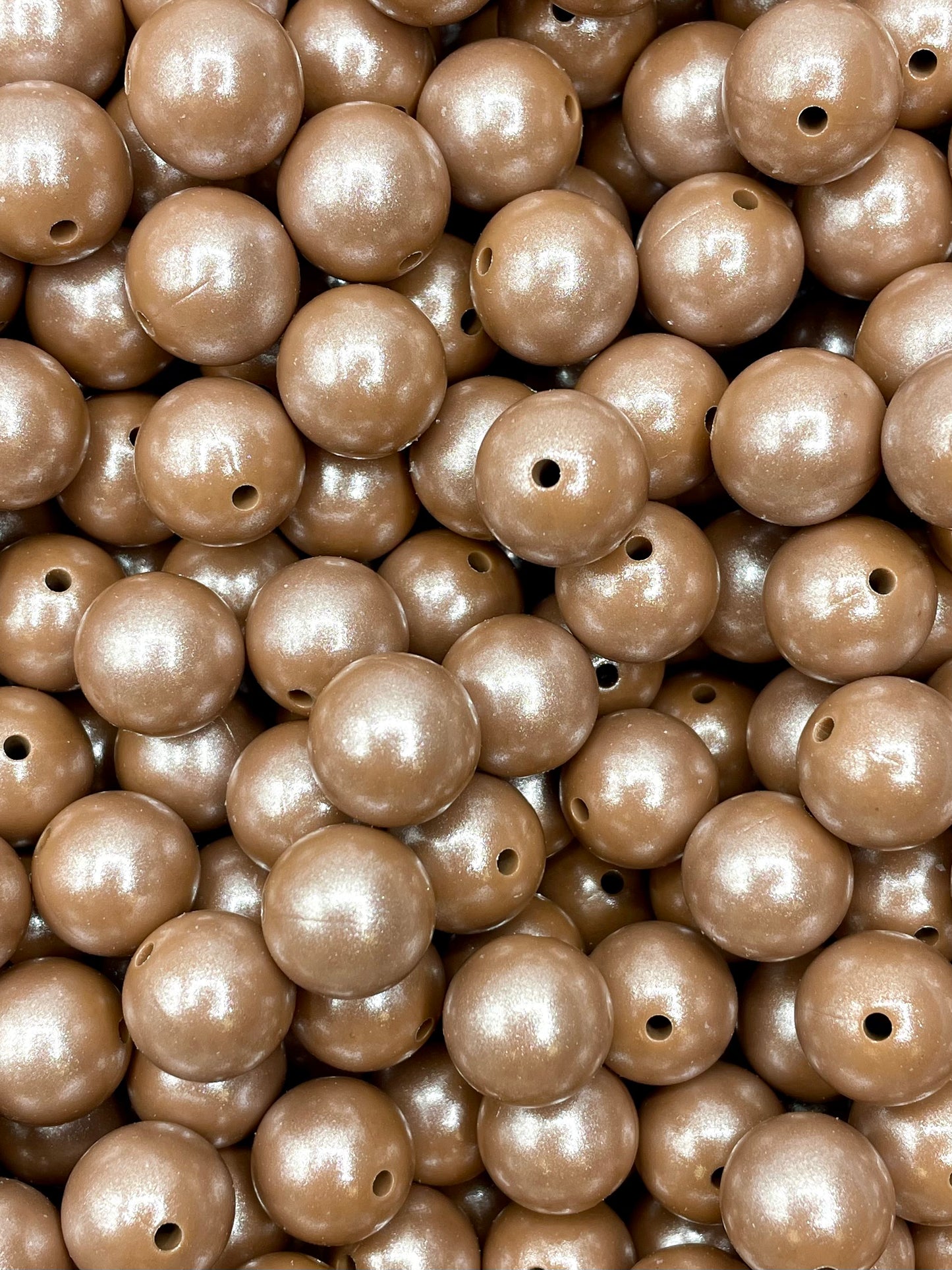 Camel Super Shimmer 15mm Beads