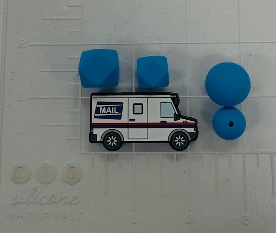 Création CTS : Perle focale pour camion de courrier blanc