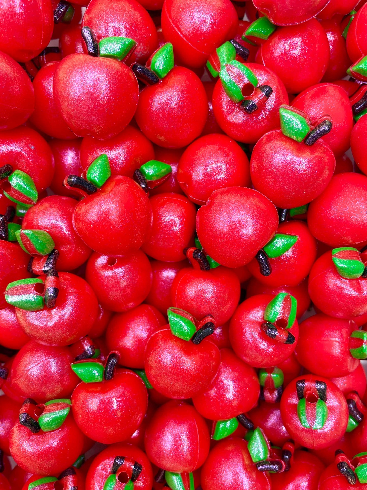 Création CTS : Perle focale opale pomme rouge