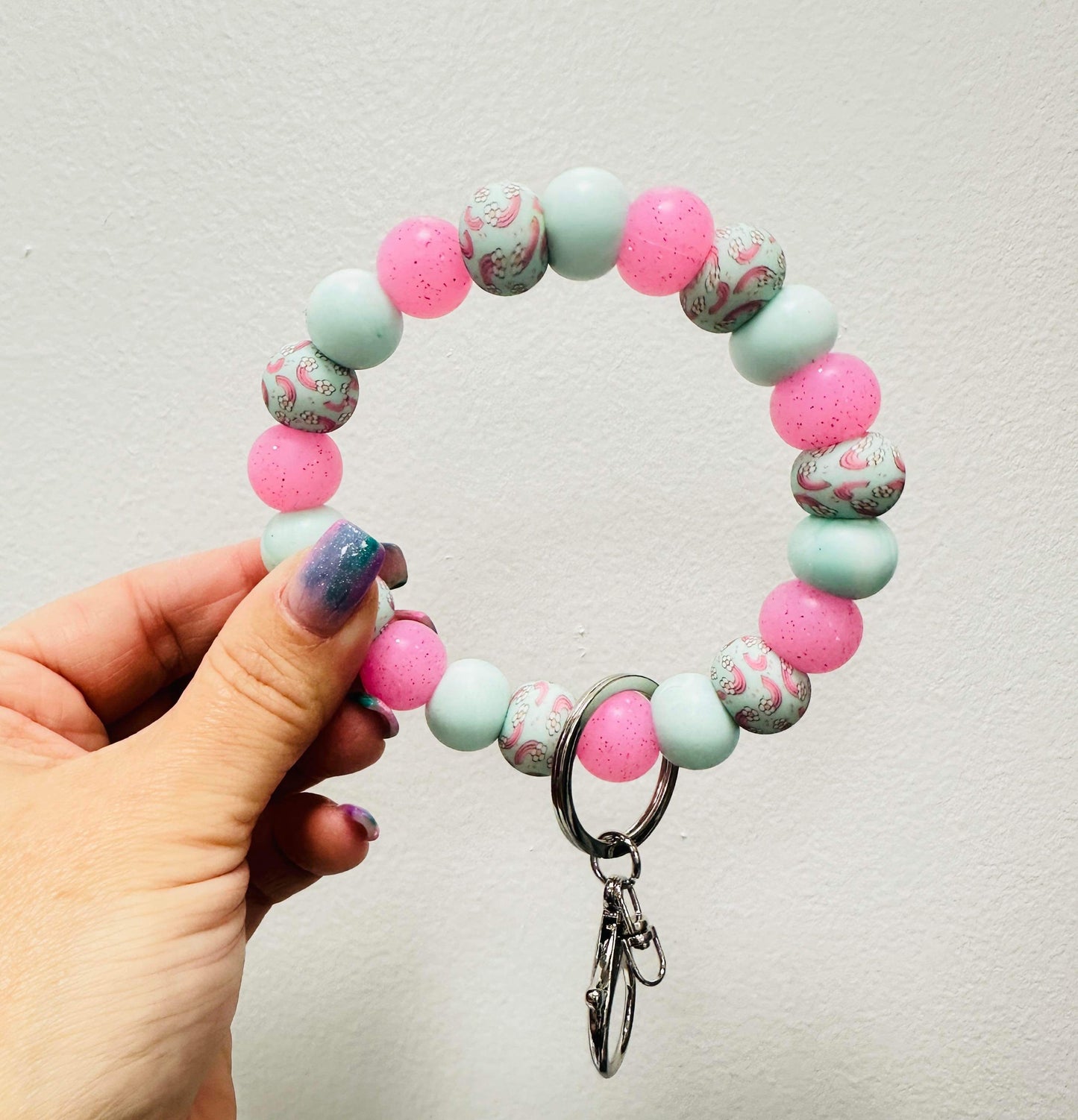 Somewhere Over the Daisy Wristlet Kit