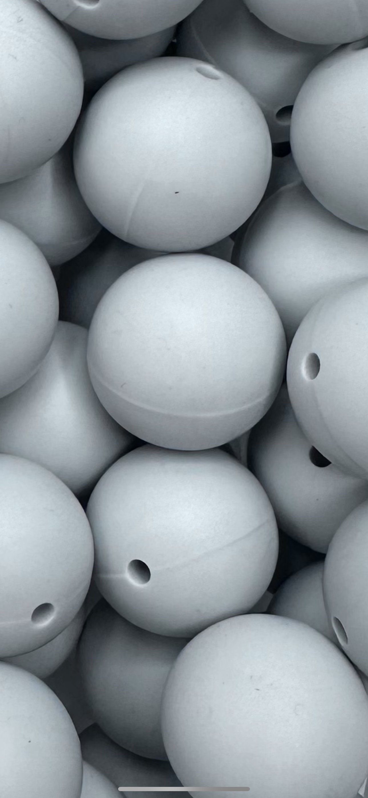 Cloudy Grey 19mm Bead