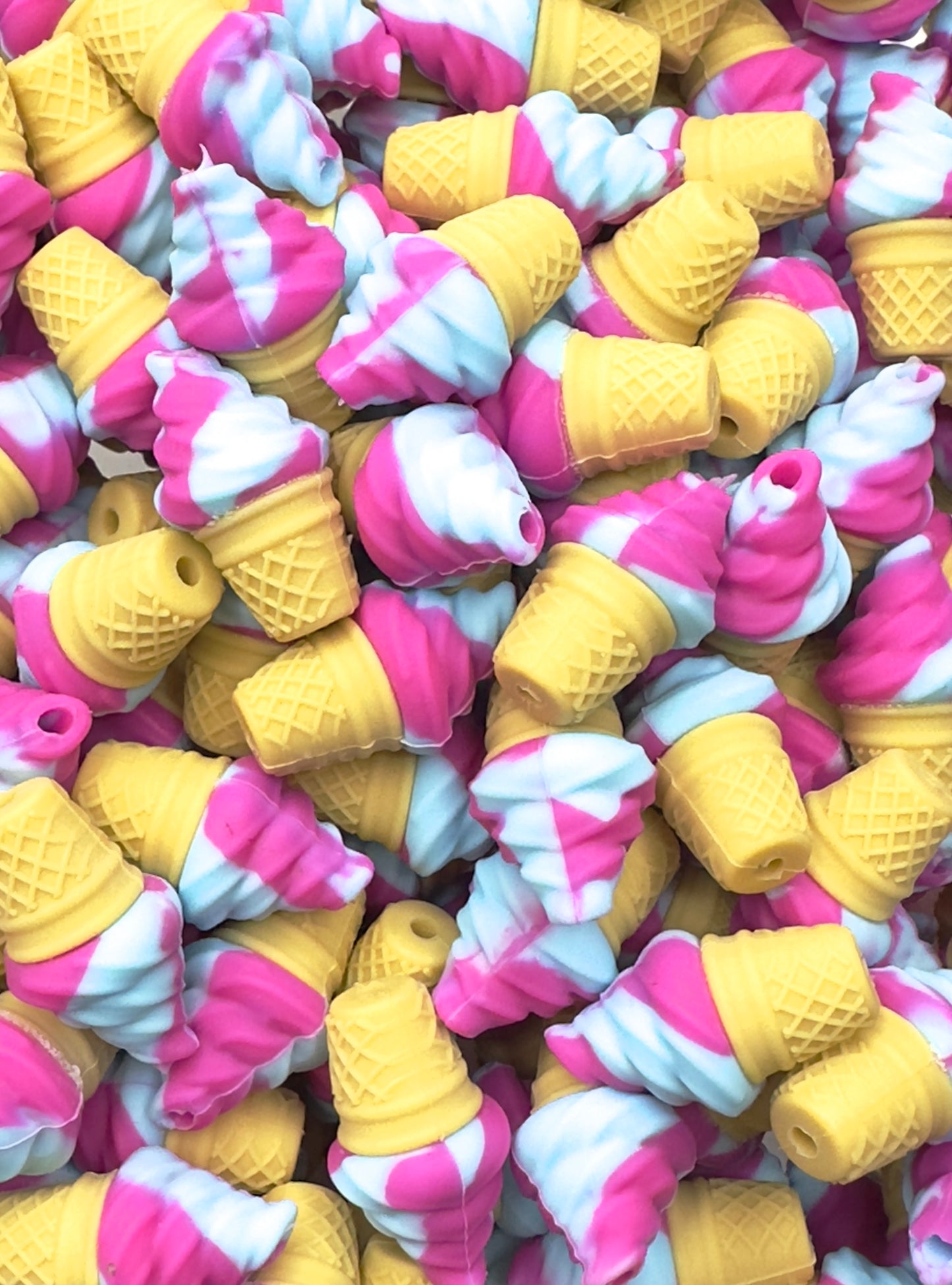 Soft Serve Focal Bead