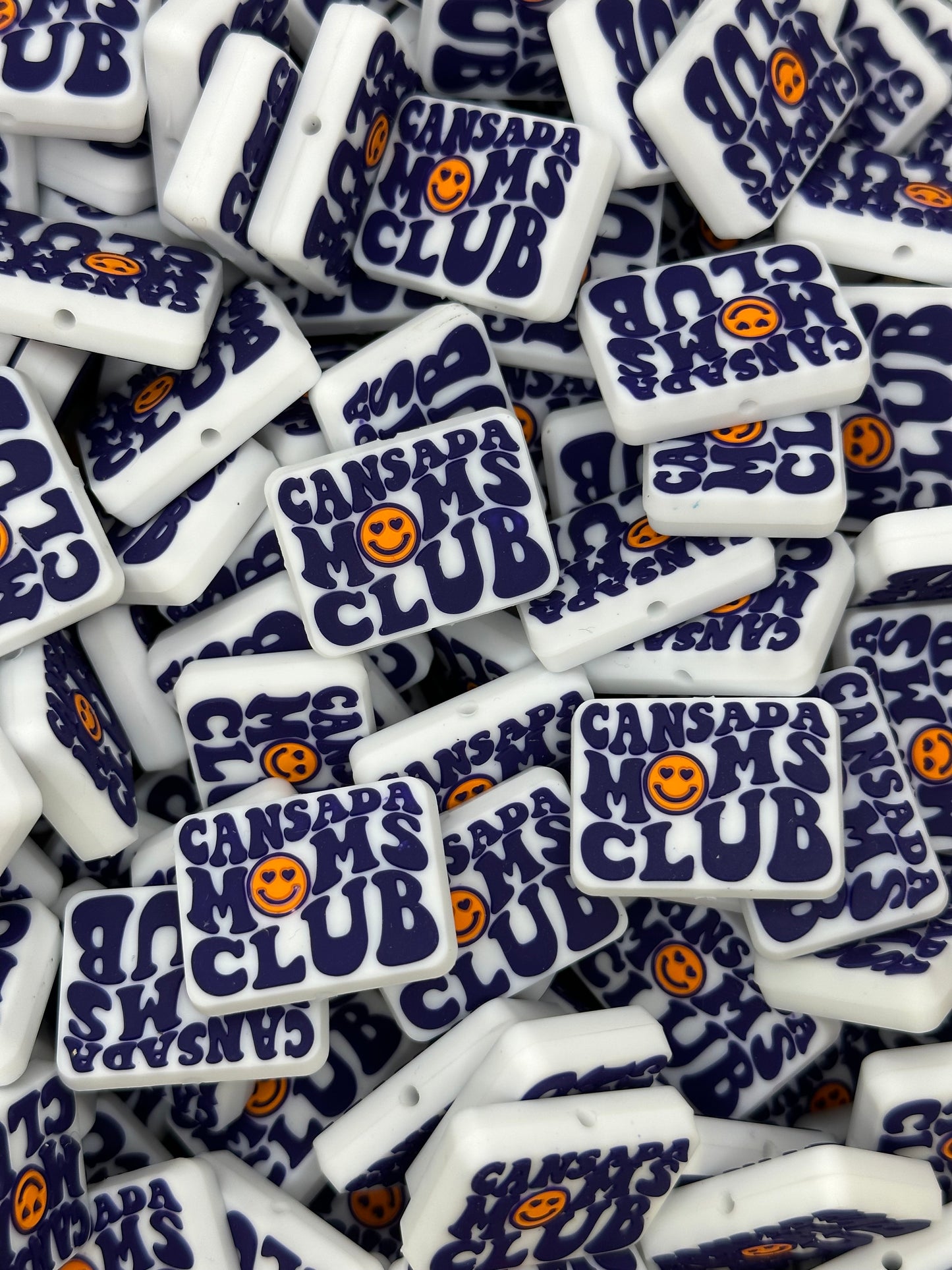 Perle focale personnalisée du Cansada Moms Club