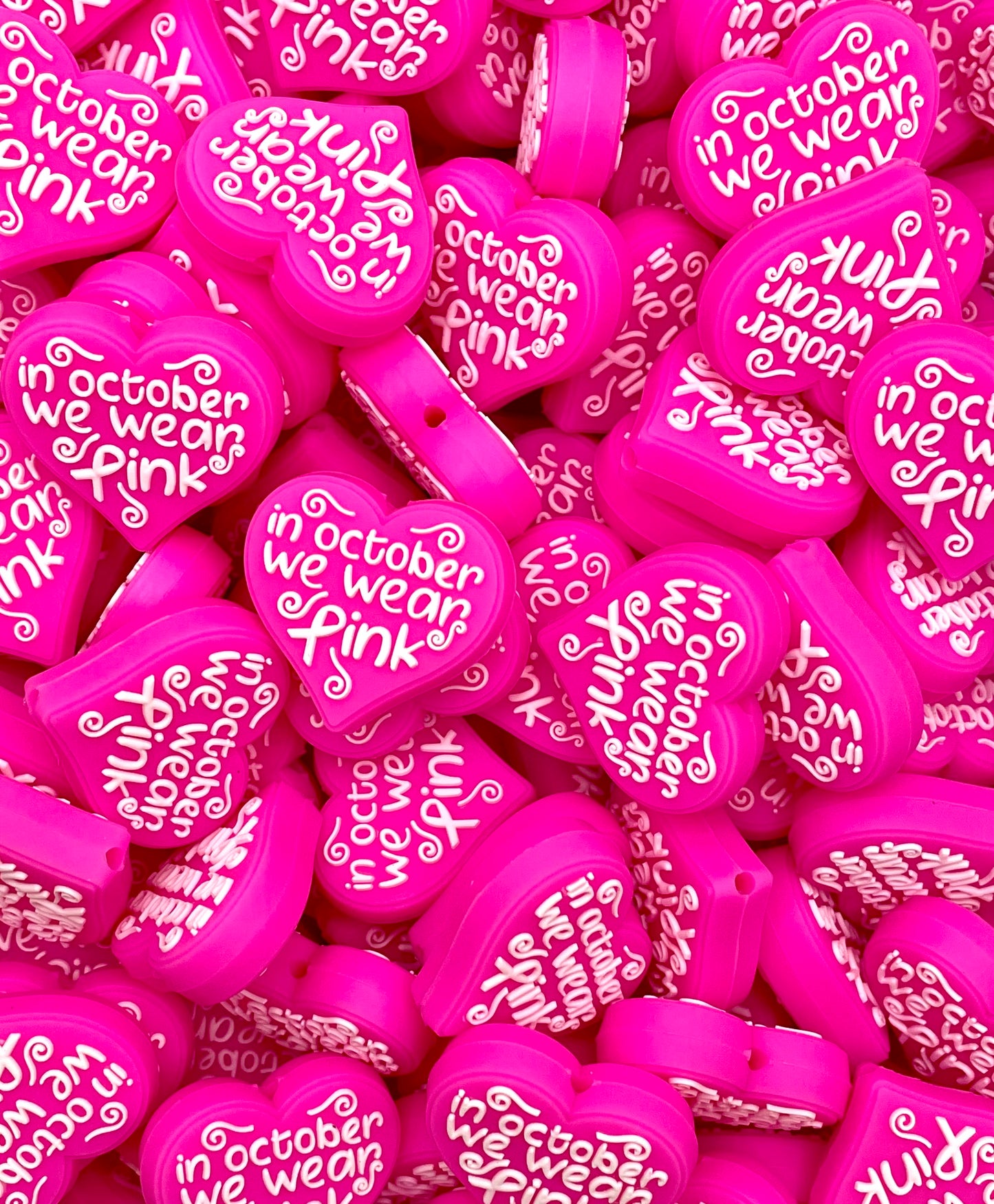 Nous portons une perle focale rose