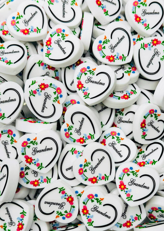 CTS Creation: Hearts for Grandma Focal Bead