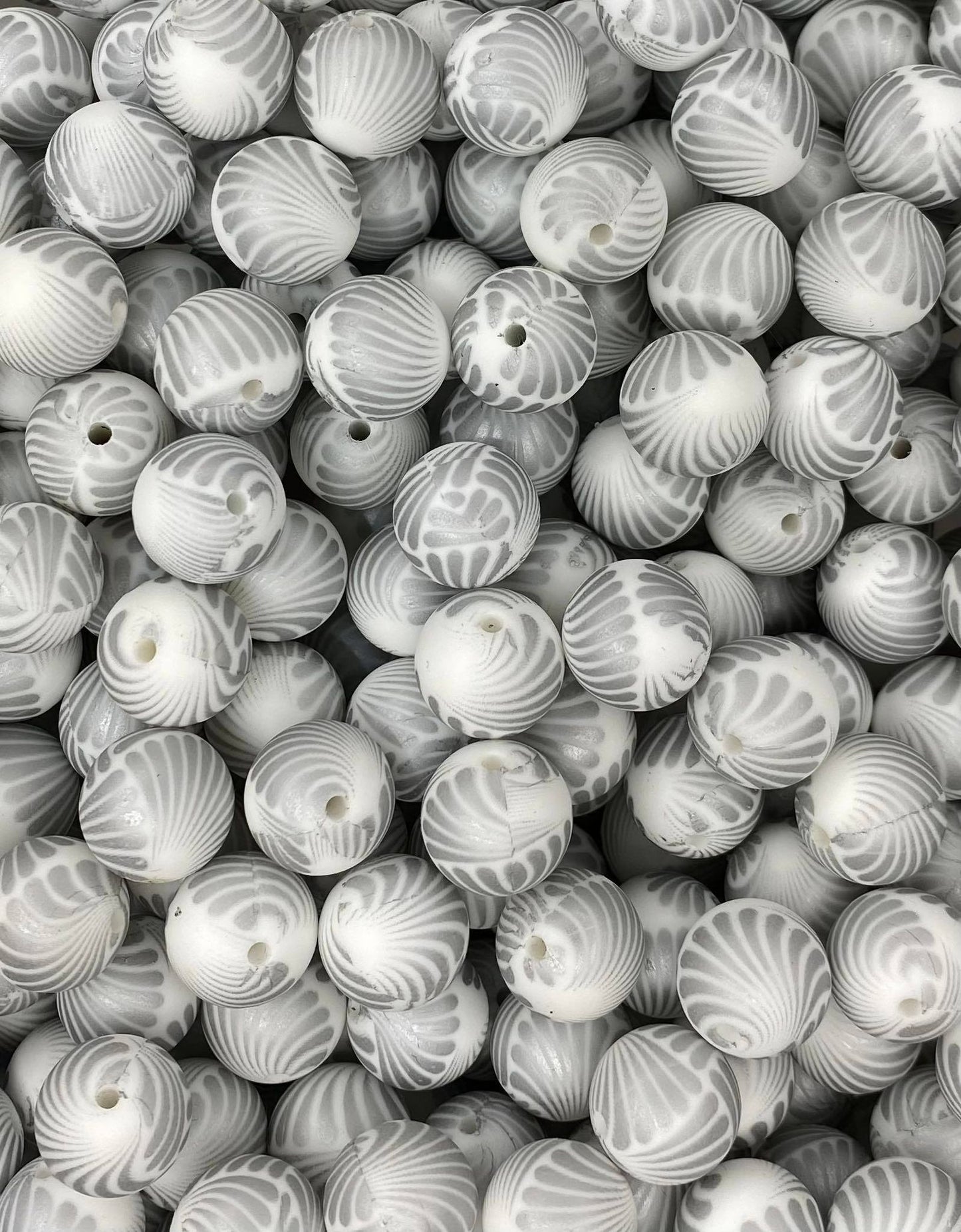 ***Discontinued***Metallic Oyster Printed 15mm Bead