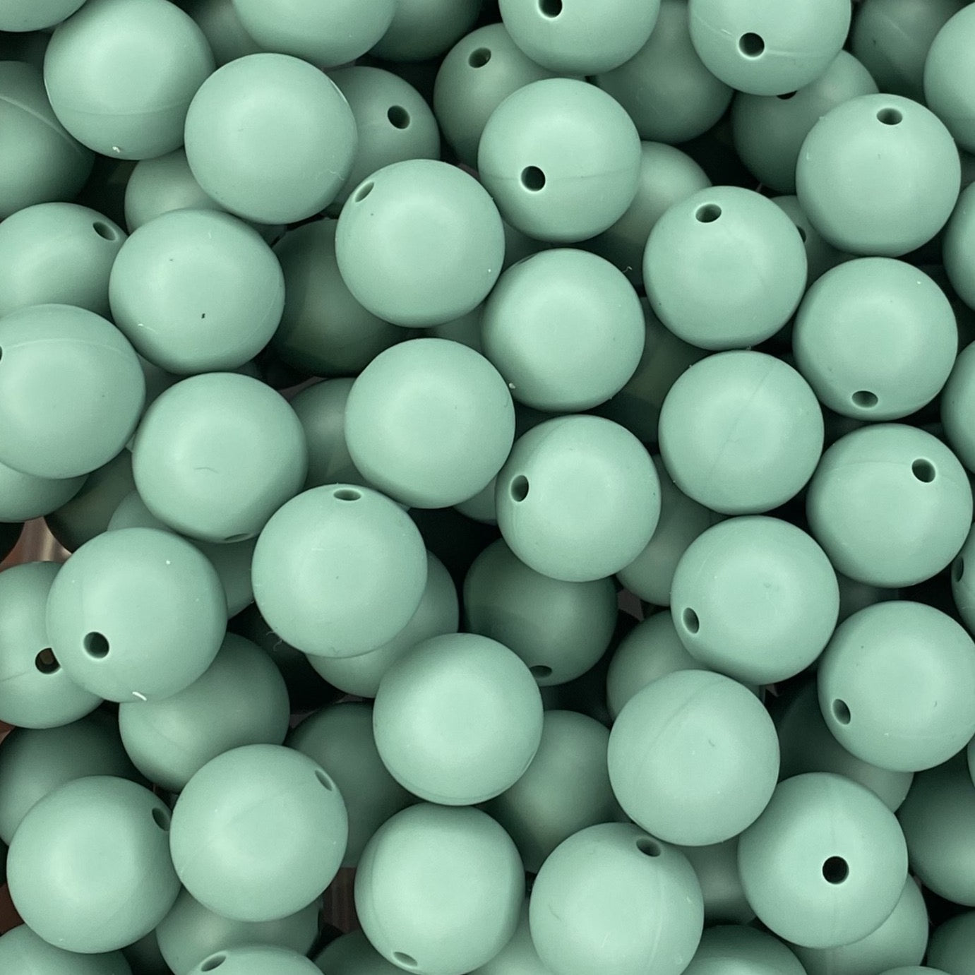 Feldspar 15mm Round
