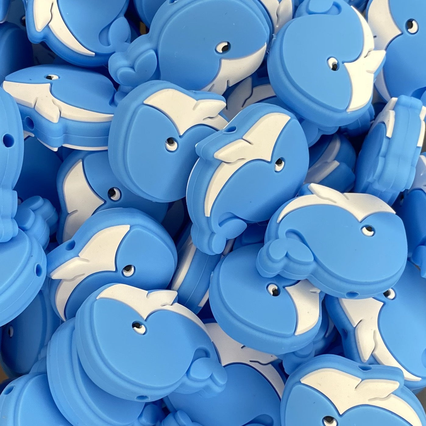 Perle focale de baleine souriante