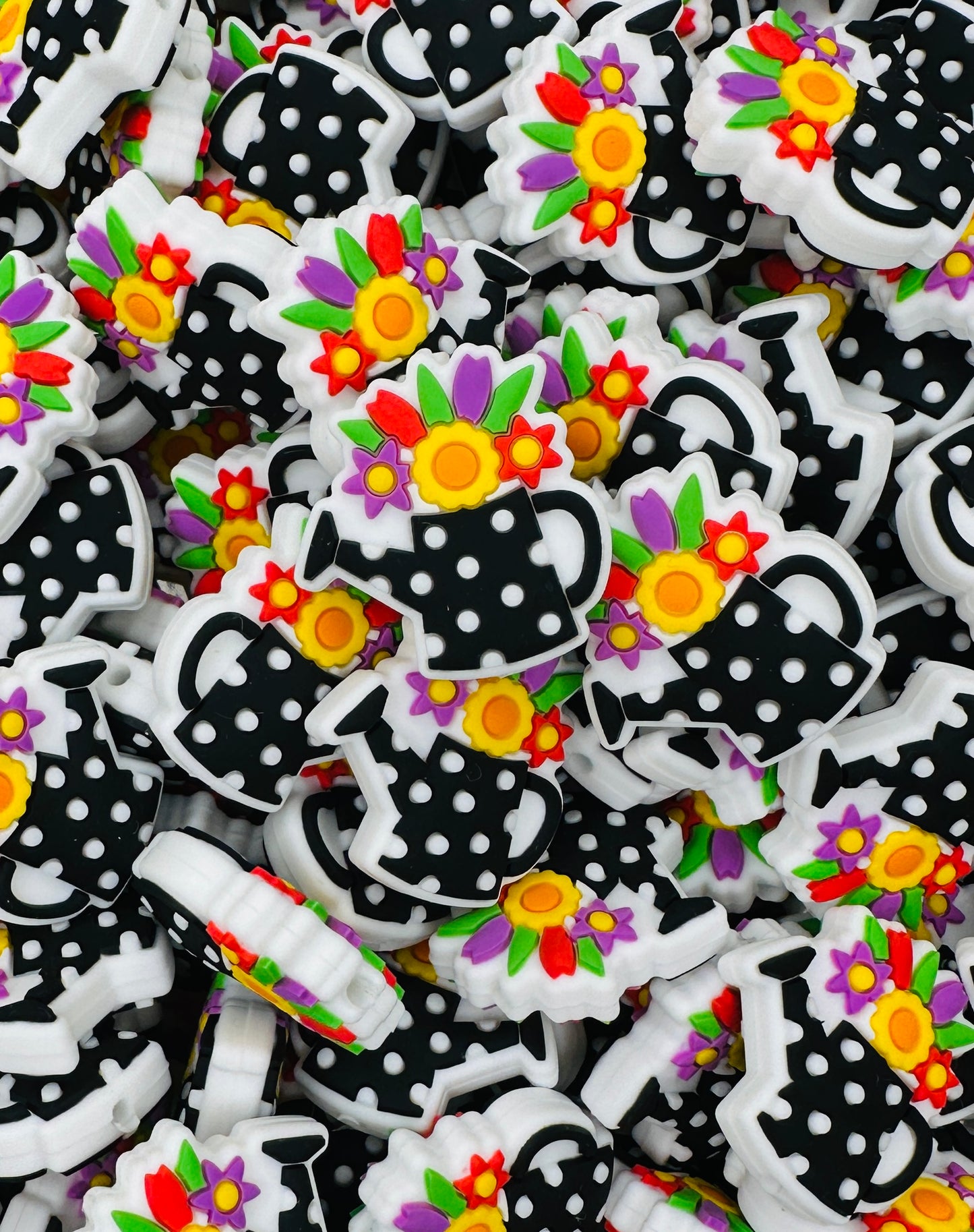 ***Discontinued*** Garden Can Focal Bead