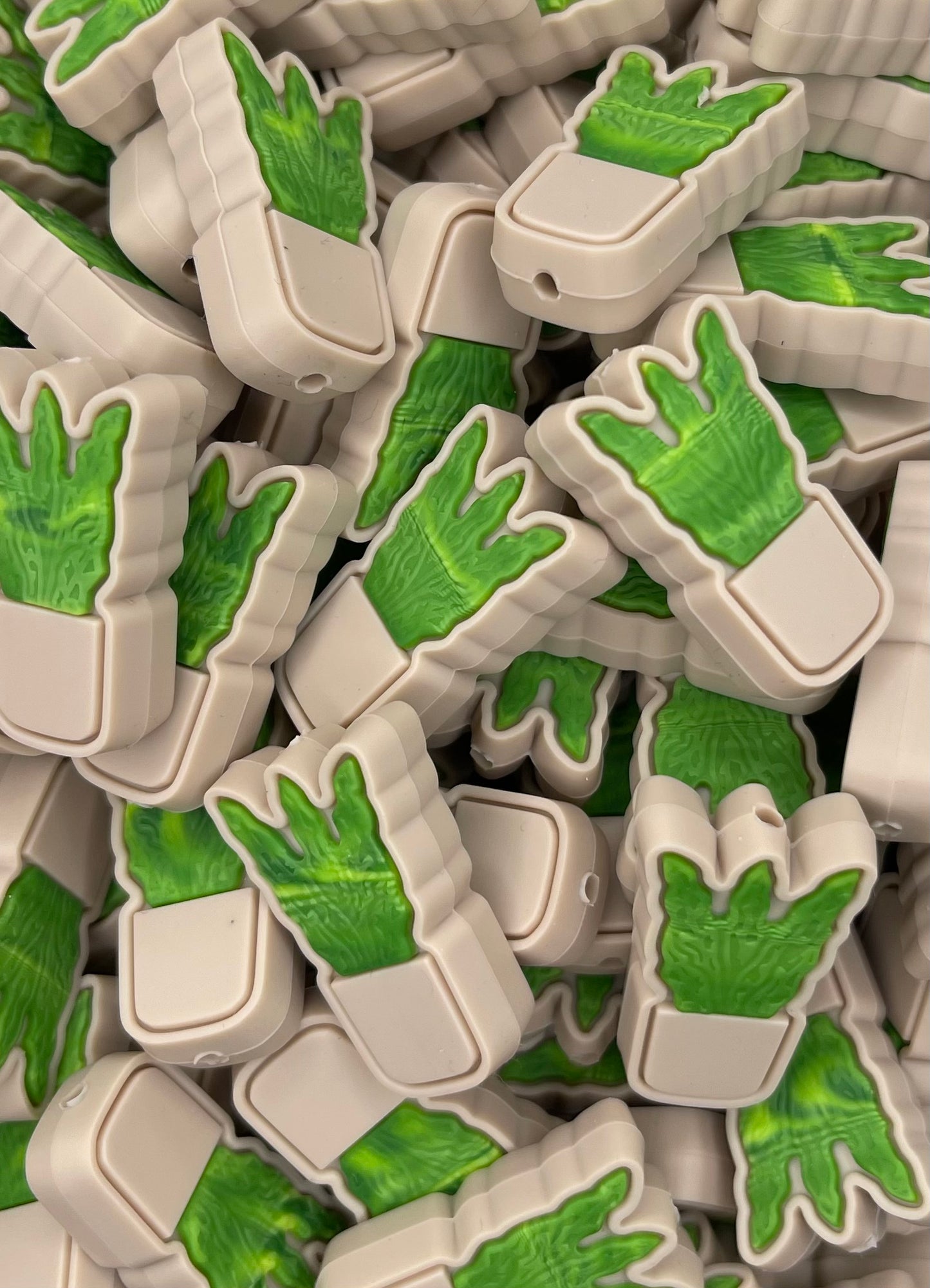 CTS Creation: Snake Plant Focal Bead