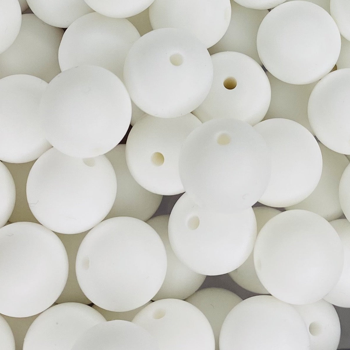 White 15mm Round