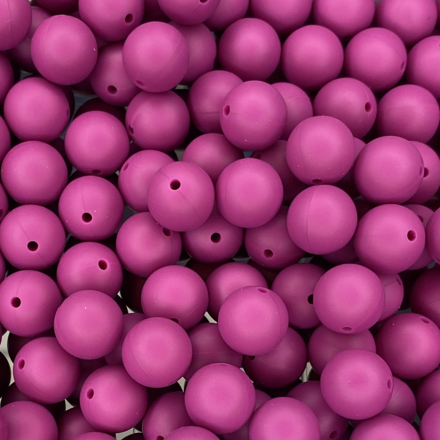 Magenta 15mm Round