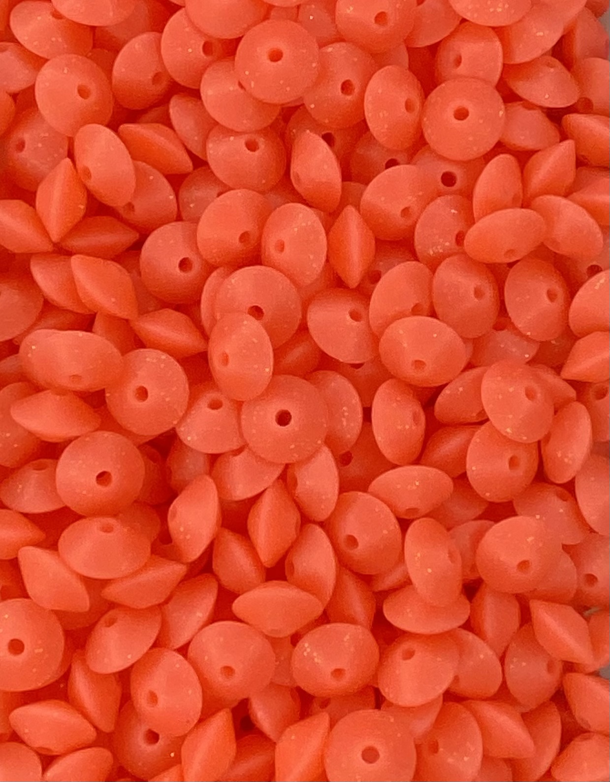 Strawberry Red Glitter 12mm Lentil