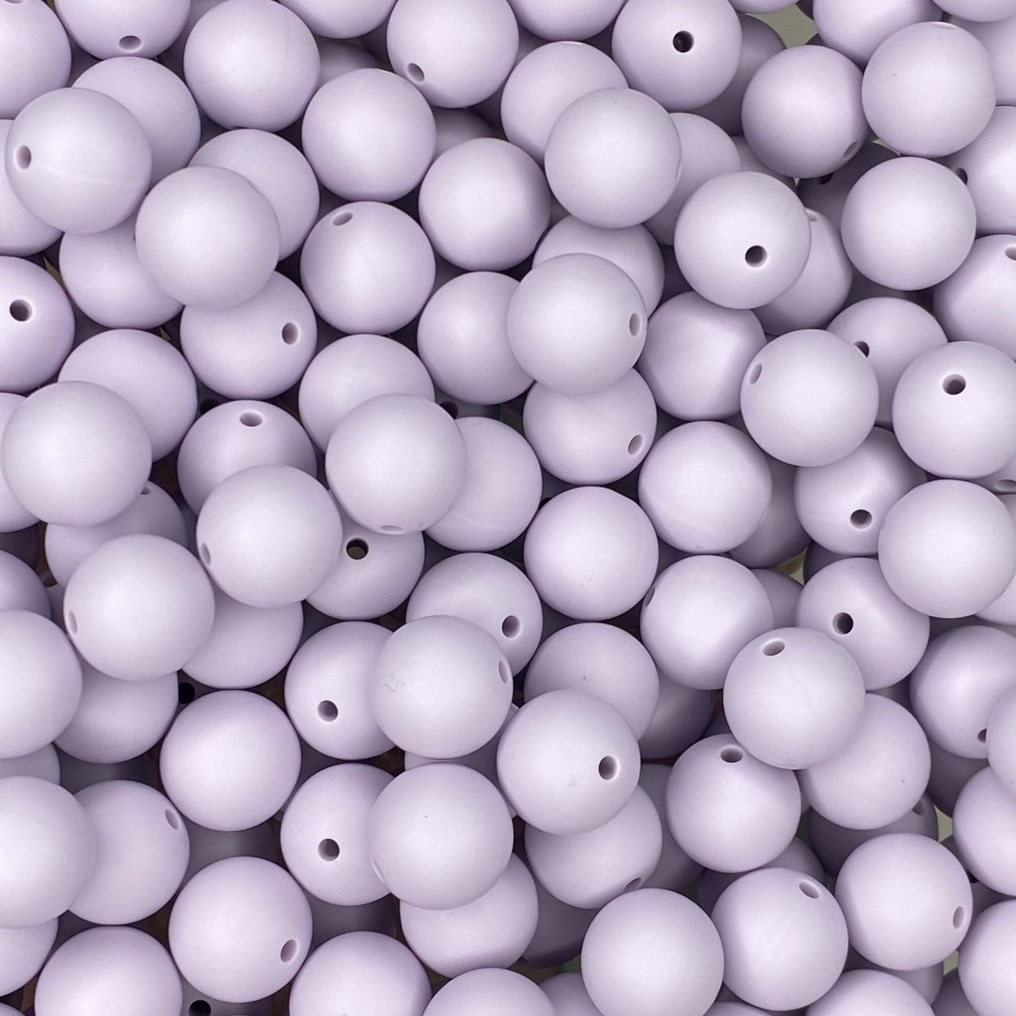 Light Lavender 15mm Round