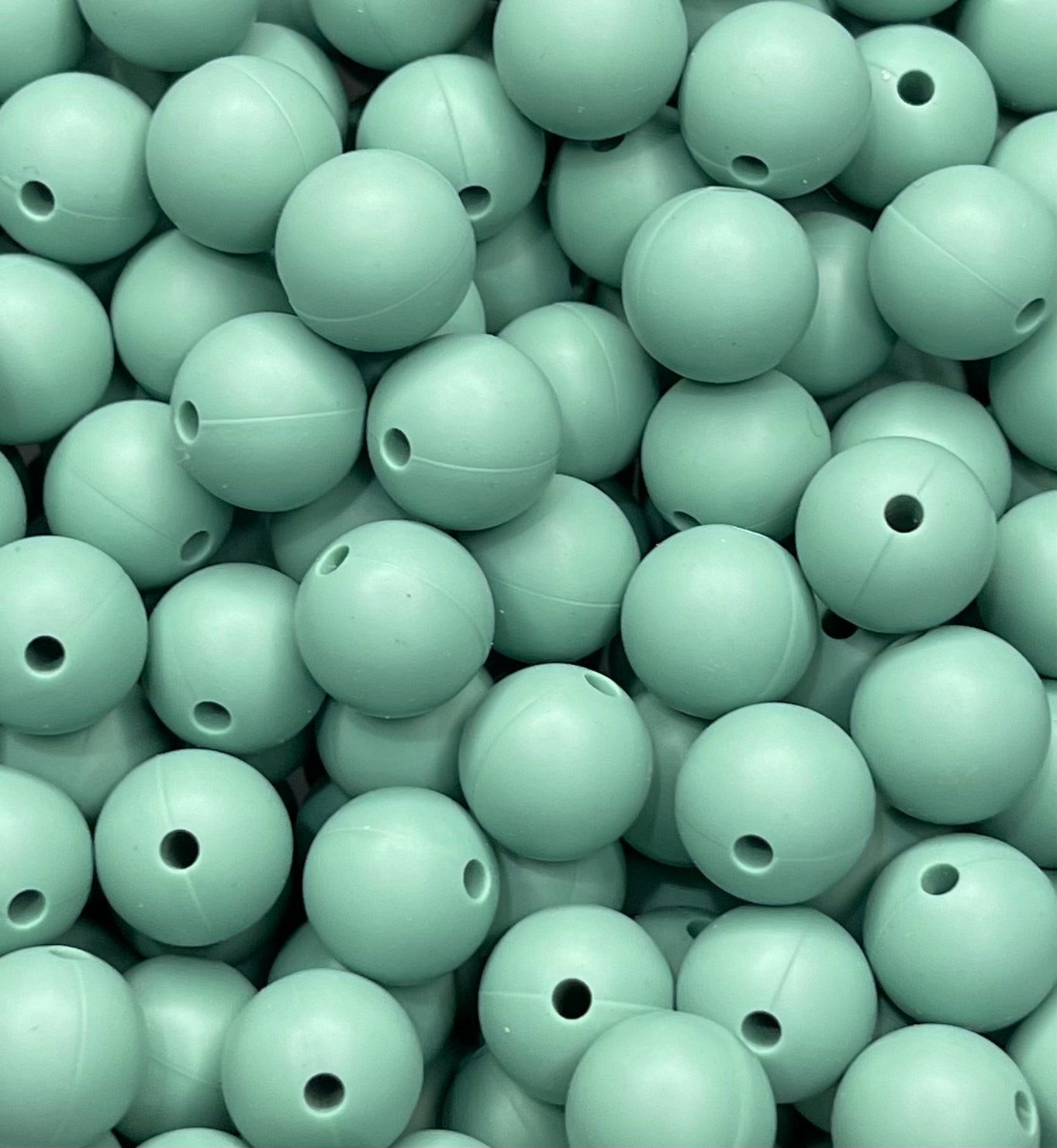 Feldspar 12mm Round