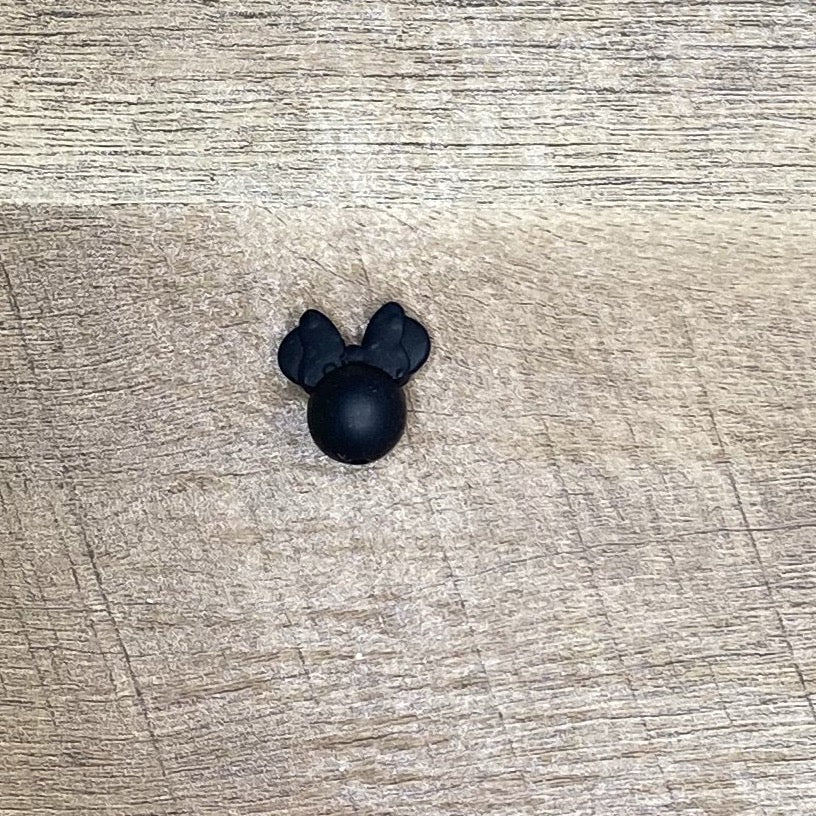 Mouse with Bow Focal Bead