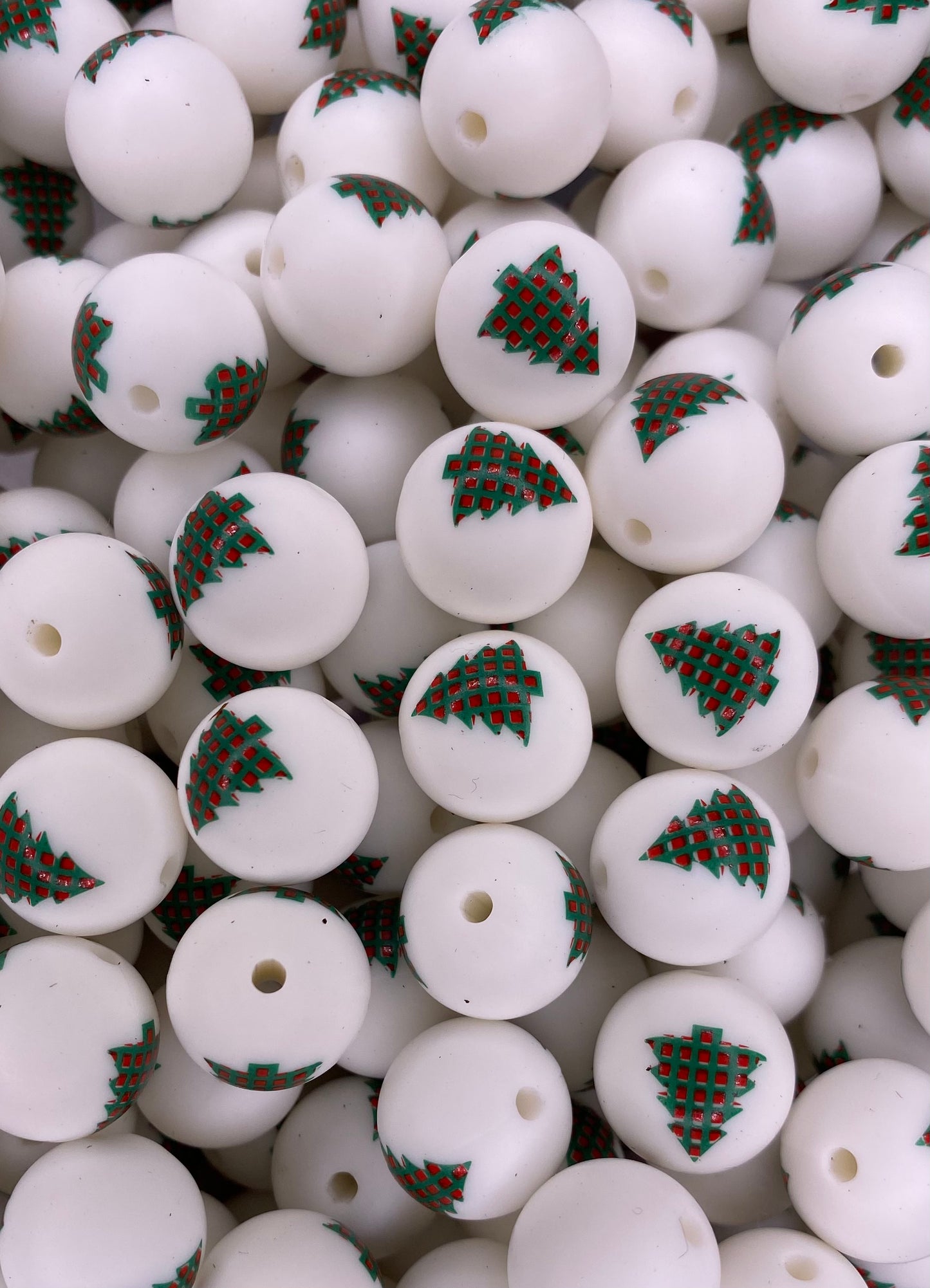 Green Plaid Christmas Tree 15mm Bead
