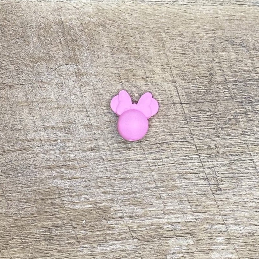 Mouse with Bow Focal Bead