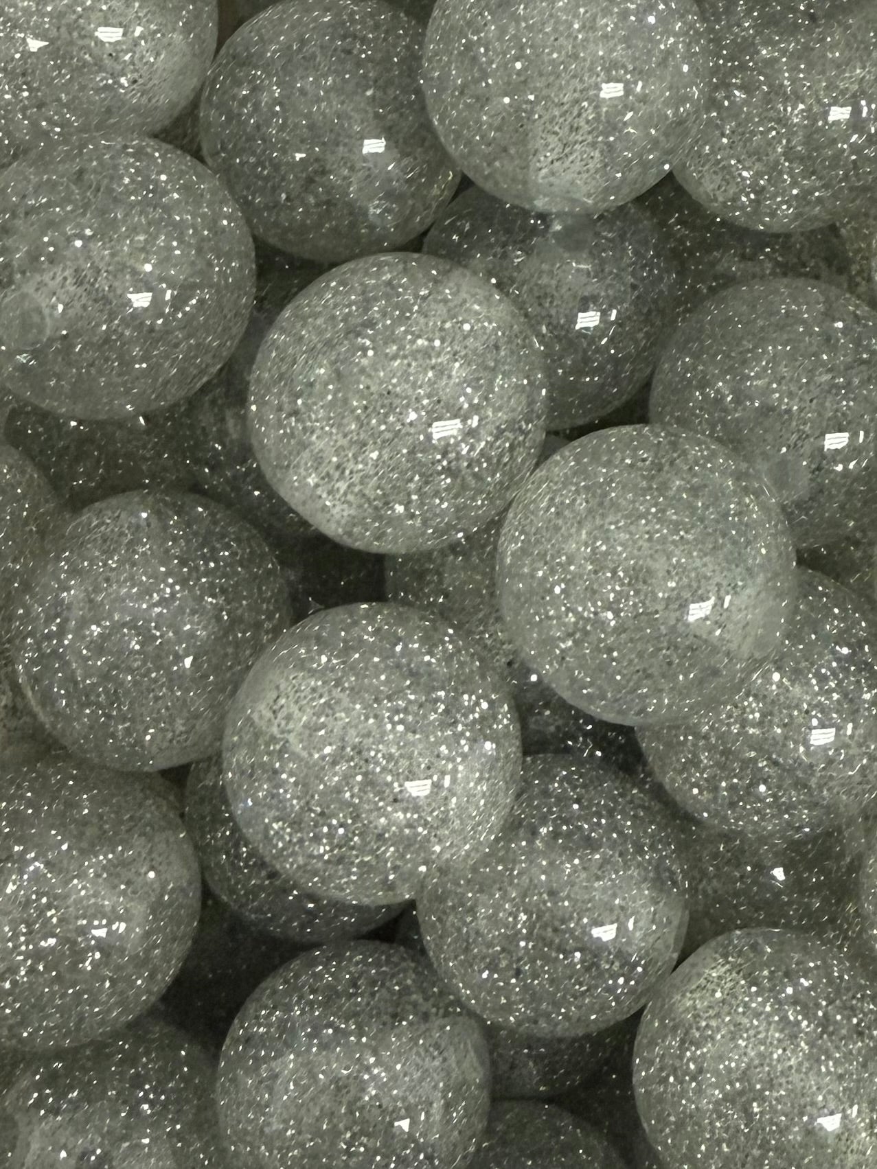 Grey Clear Glitter 20mm Acrylic Bead