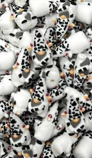Dairy Delight Gnome Focal Bead