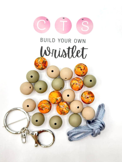 Going Hunting Wristlet Kit