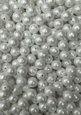 White Super Shimmer 15mm Beads