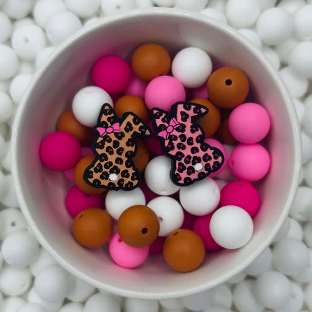 Put a Bow on Your Bunny Focal Bead
