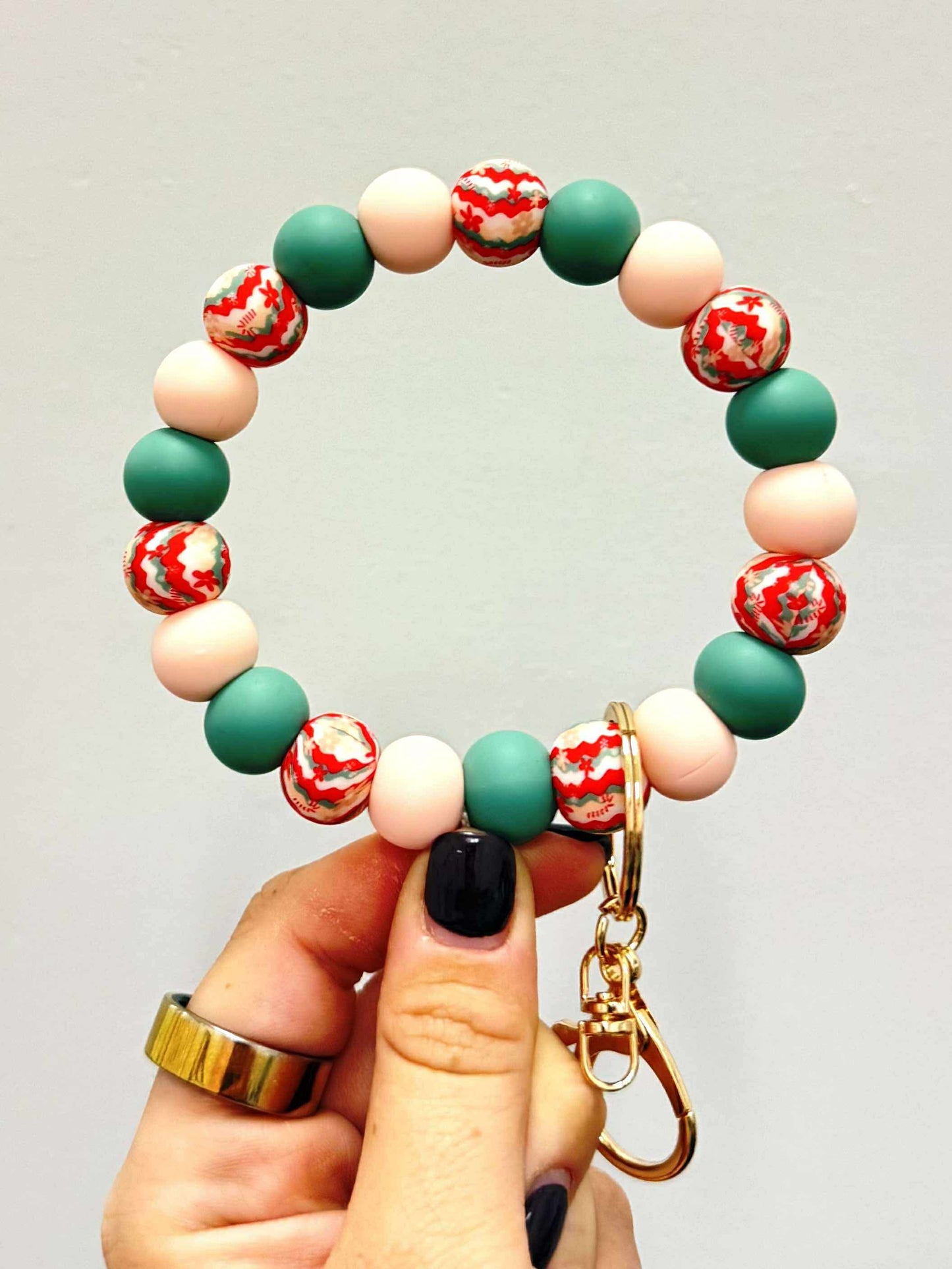 Groovin' To Christmas Wristlet Kit