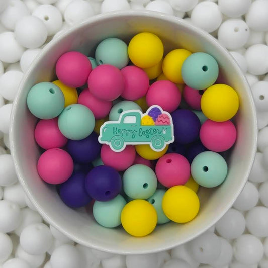 Green Happy Easter Truck Focal Bead