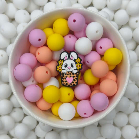 Plant-a-Bunny Focal Bead