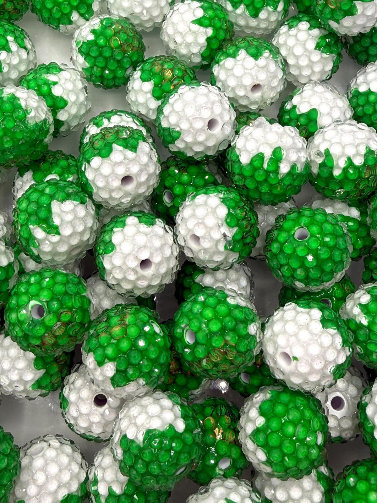 Rhinestone Green & White Merry Christmas 20mm Acrylic Bead