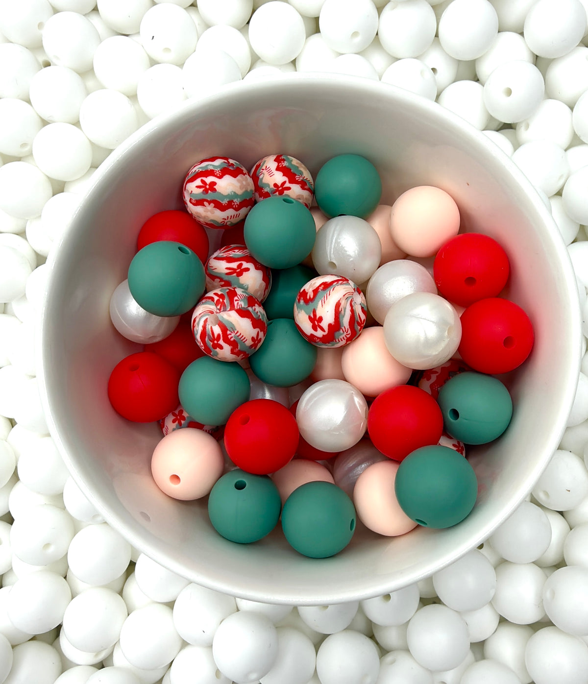 Flowers for Mrs. Clause 15mm Mini Mix