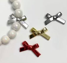 Acrylic Metallic Bow Focal Beads