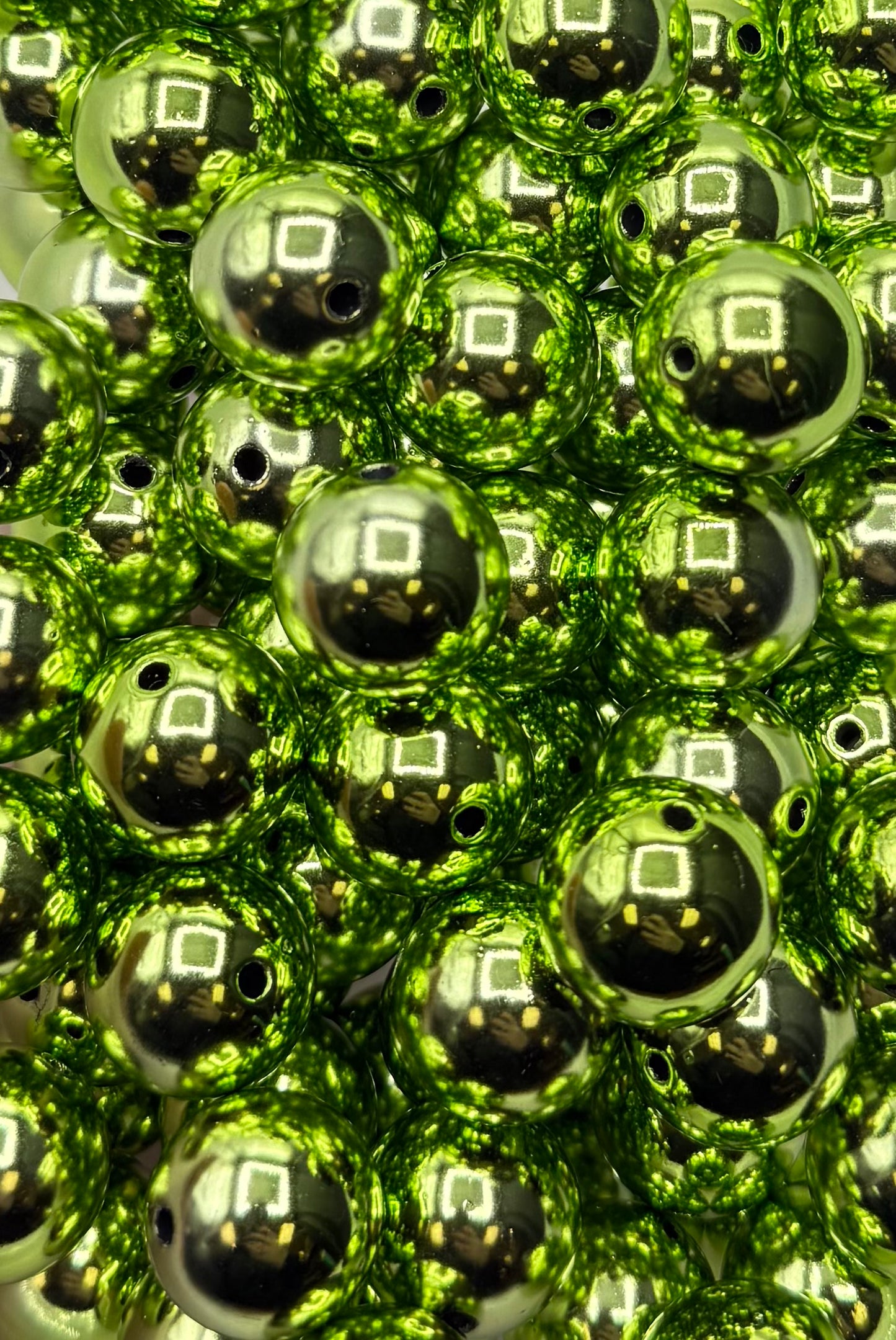 Lime Mirror 20mm Acrylic Bead