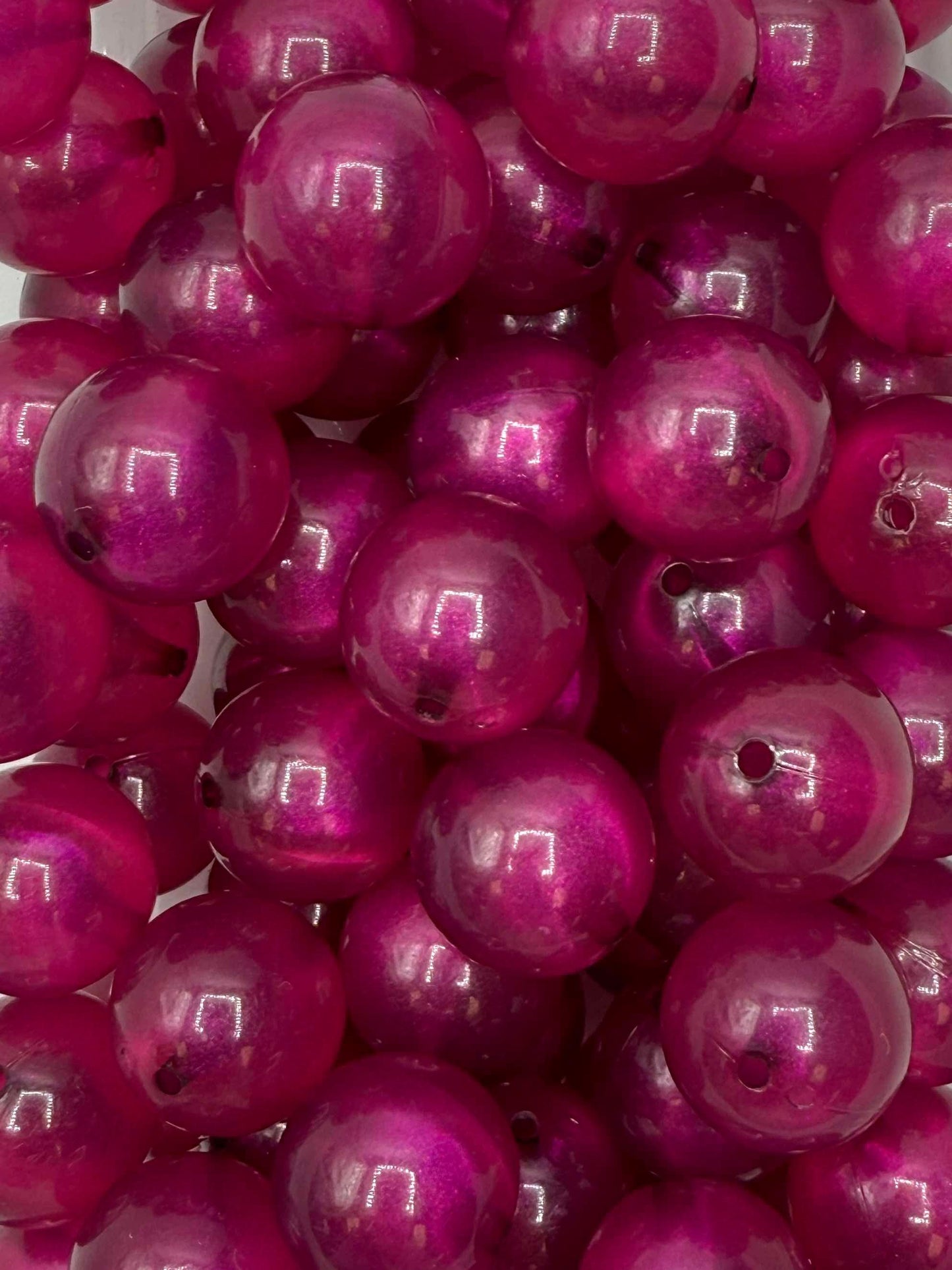 Orchid Iridescent Pearl 20mm Acrylic Bead