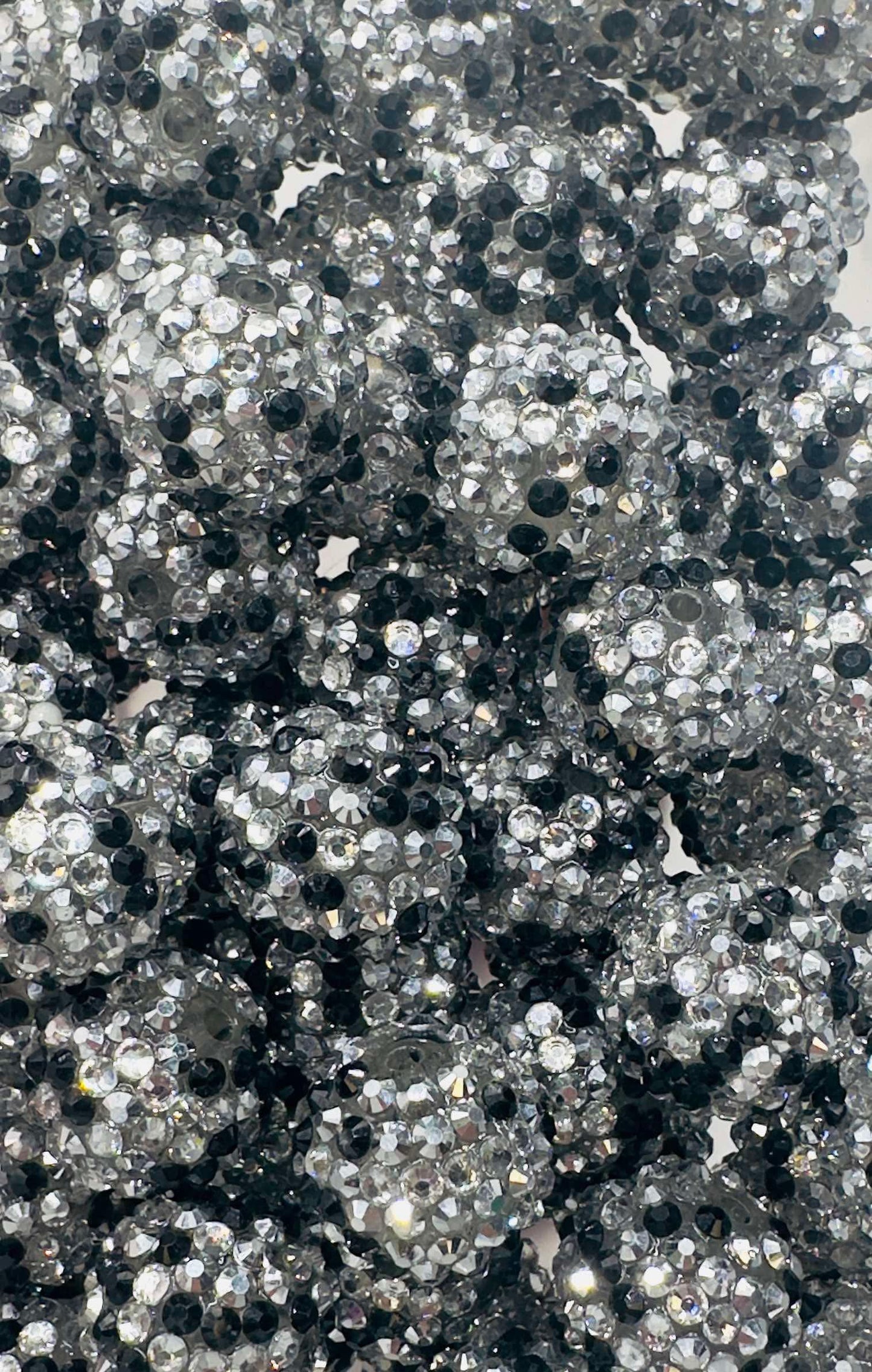 Silver & Black Gloss Rhinestone Confetti 20mm Acrylic Bead