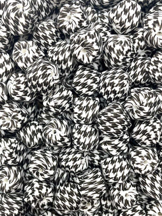 Houndstooth Printed 14mm Hexagon