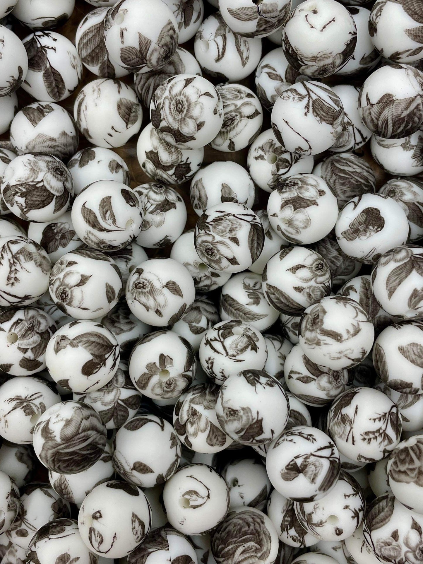 Black & White Floral Printed 15mm Bead