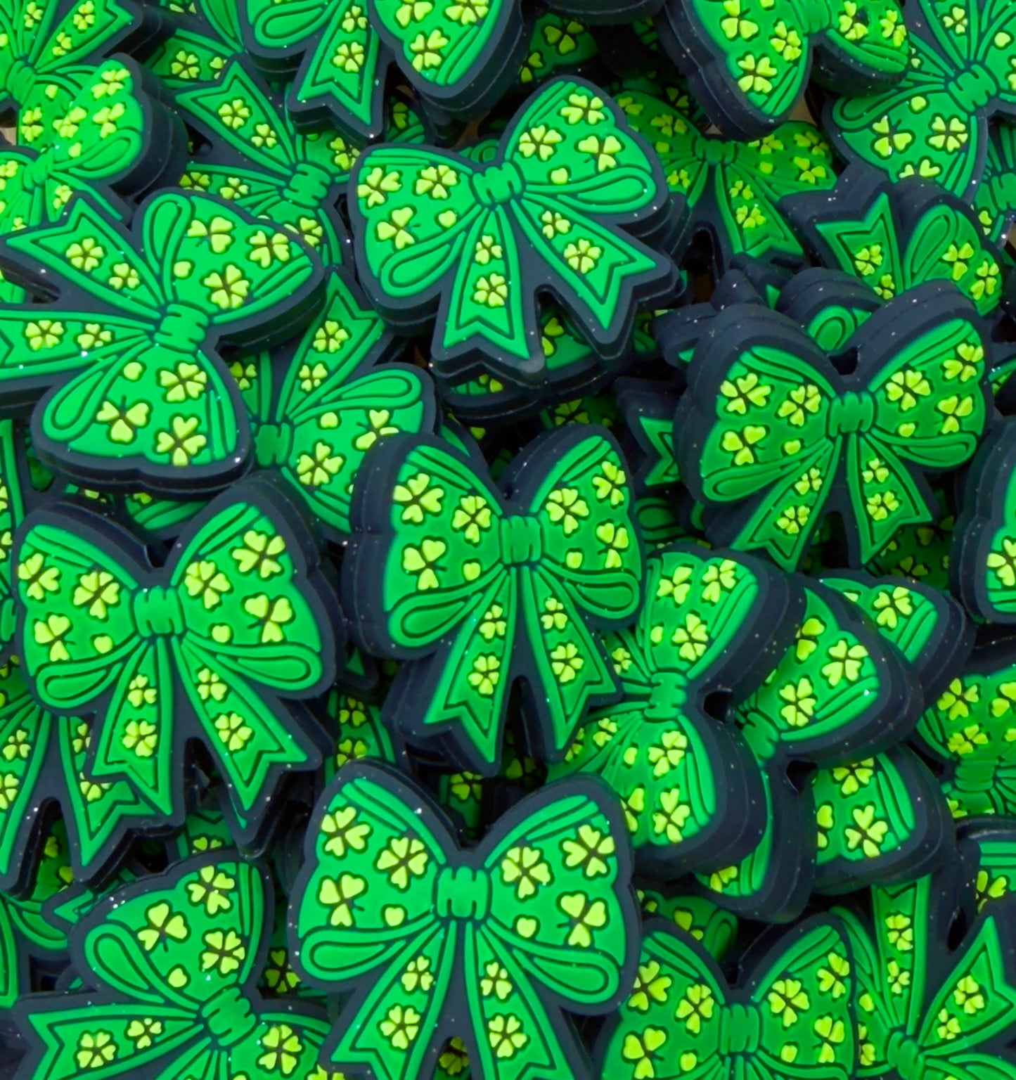 Sham-ROCK that Bow Focal Bead