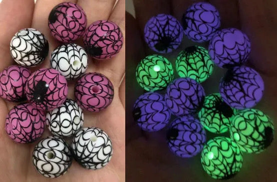 Widow's Web Printed 15mm Bead