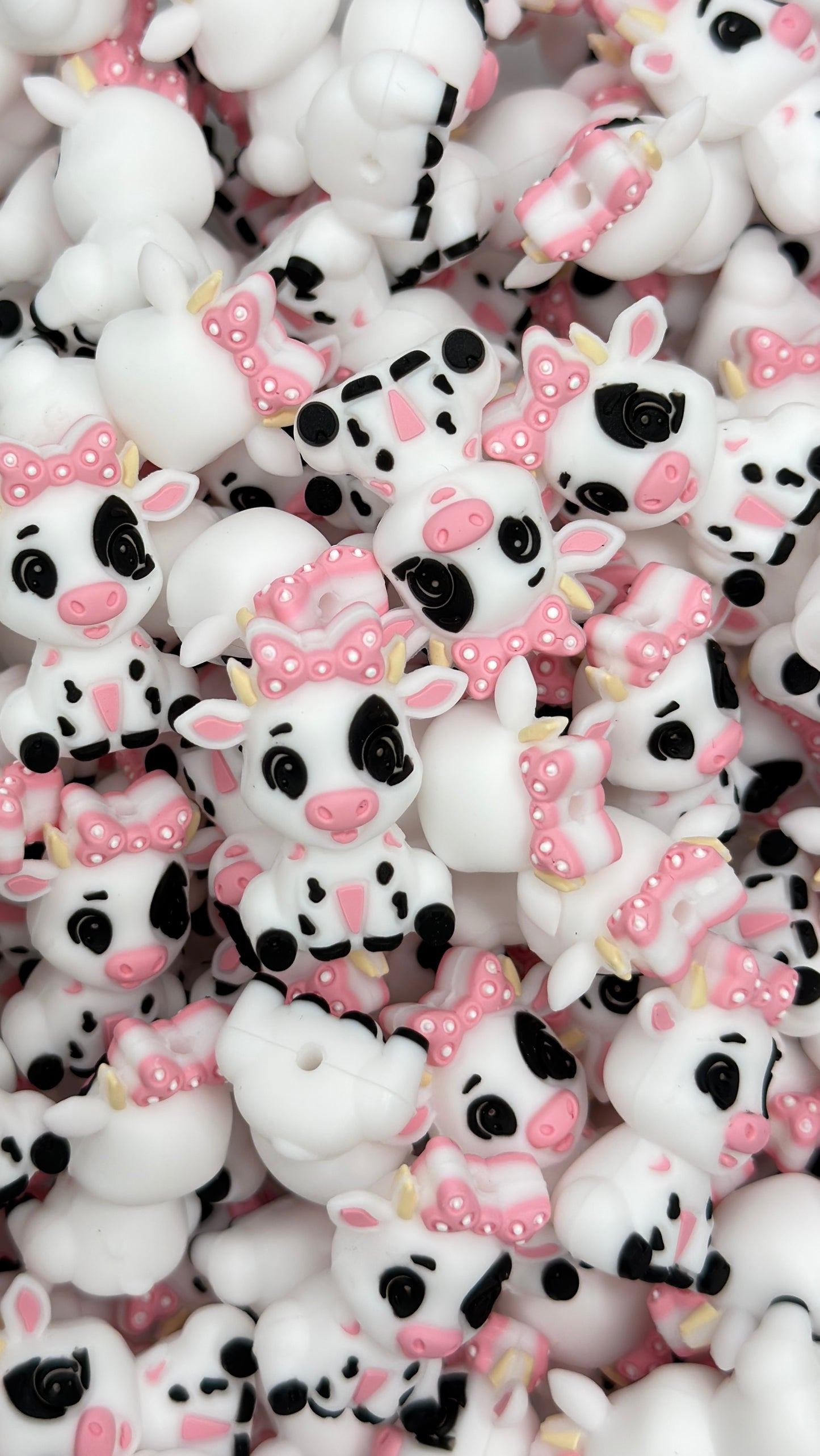 Ms. Moo Focal Bead