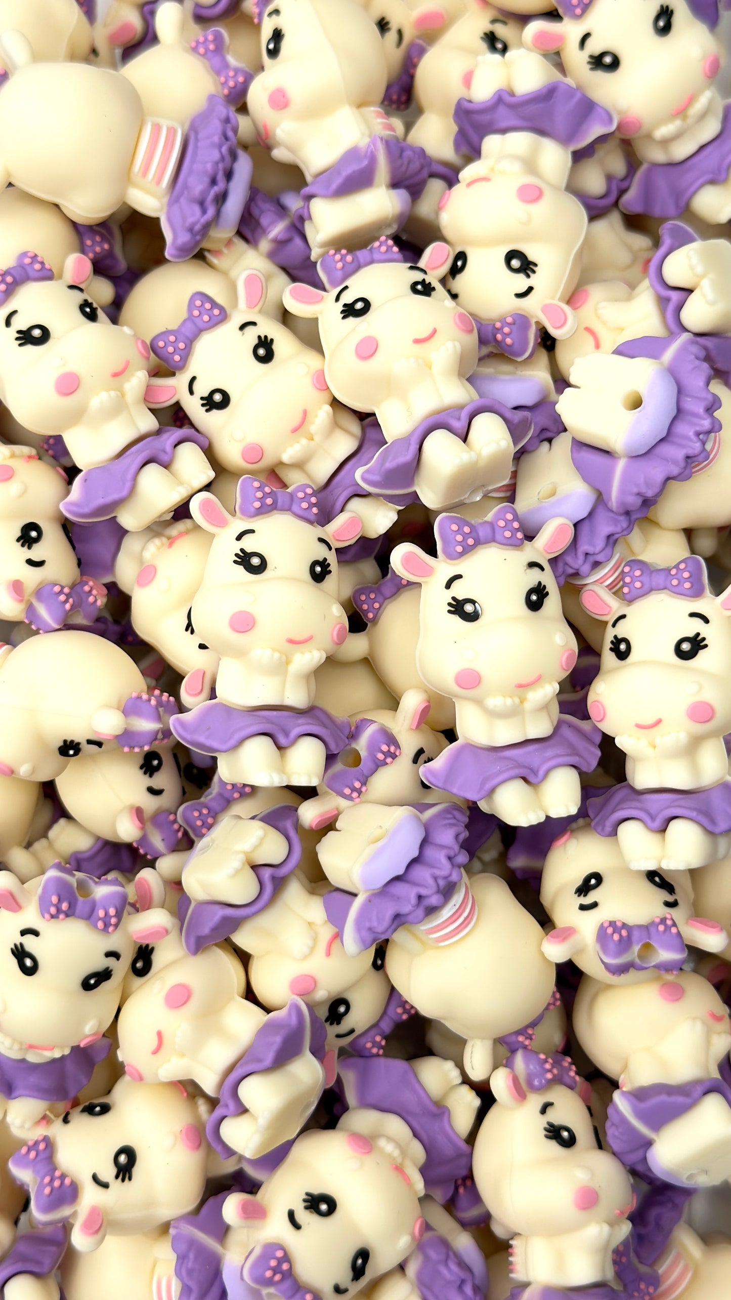 Miss Hippo Focal Bead
