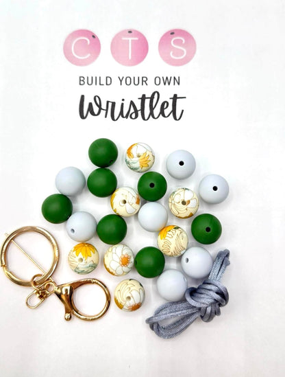 Boho Daisy Wristlet Kit
